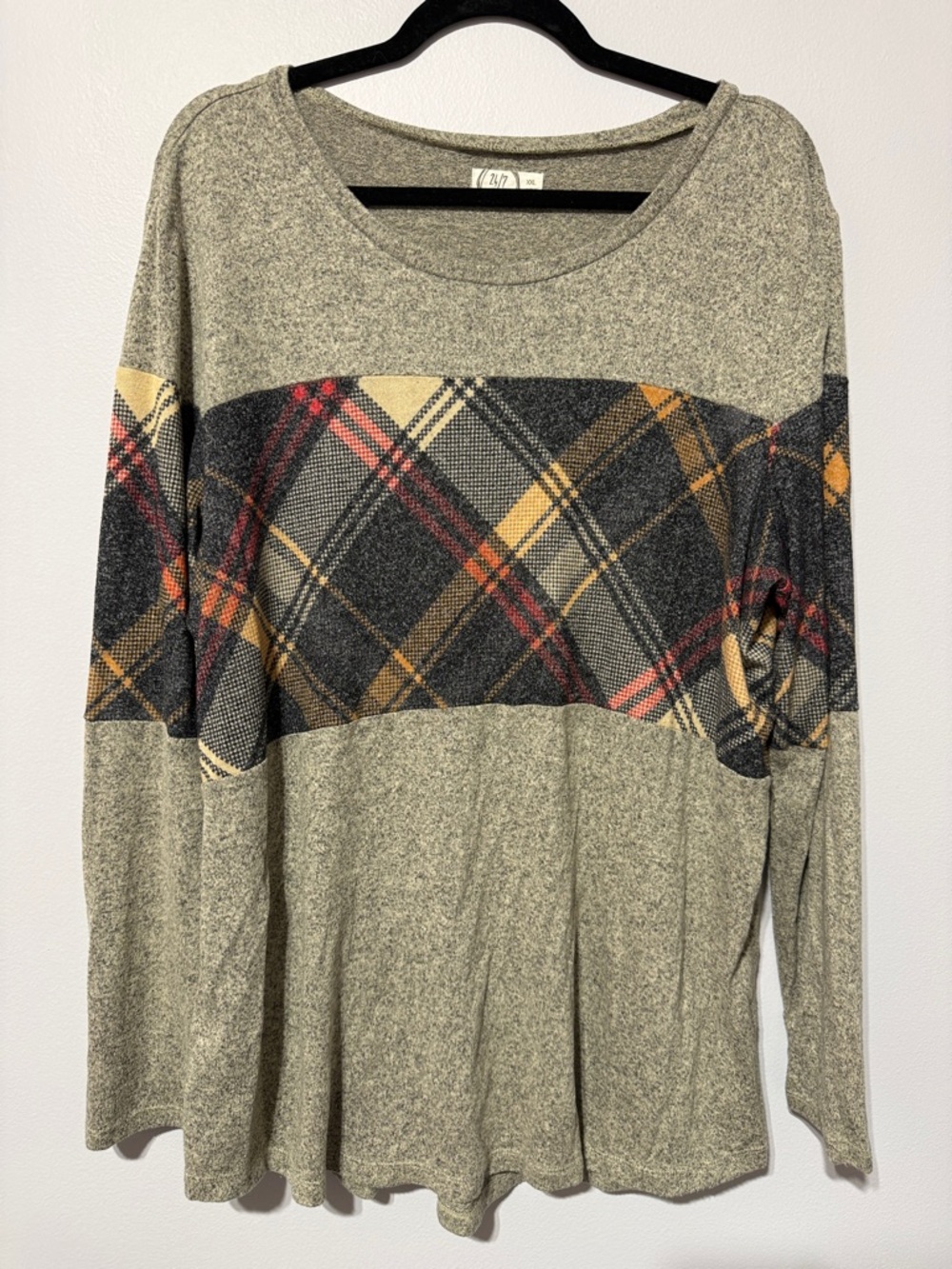 MAURICES | 24/7 Long Sleeve Top with Plaid accent size XXL